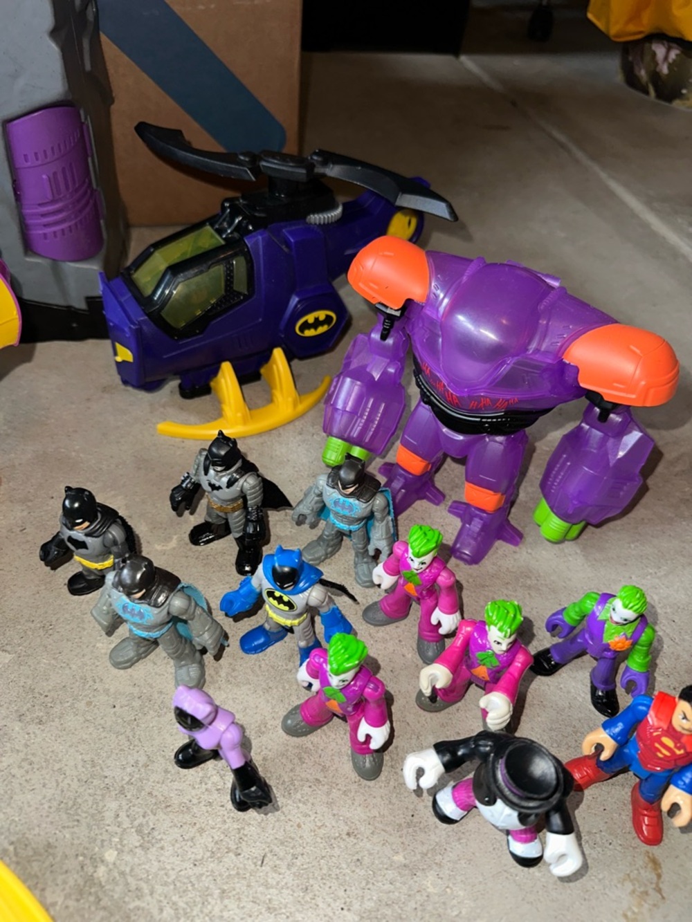 Batman Imaginext Kids Playset - Picture 2 of 7